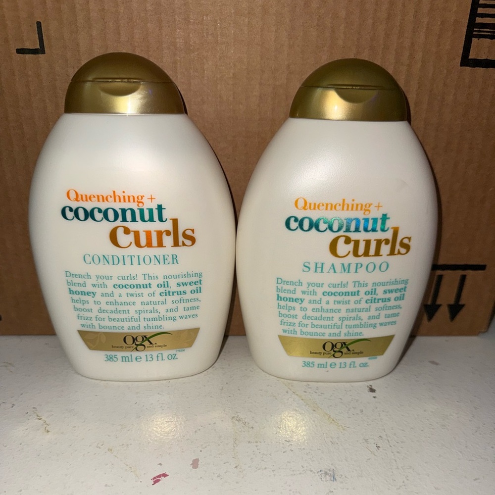 OGX Coconut Curls Shampoo and Conditioner Set